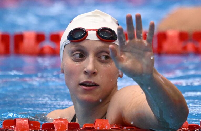 Ledecky wins 800m freestyle; surpasses Phelps’ record of most individual swimming Worlds gold medals