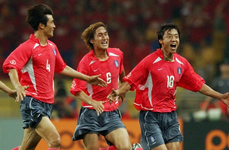 South Korea picks Hwang Sun-hong as interim coach to replace Klinsmann