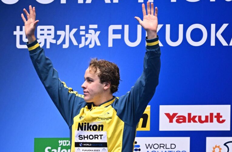 Short edges Olympic champion Hafnaoui to claim 400m freestyle world title