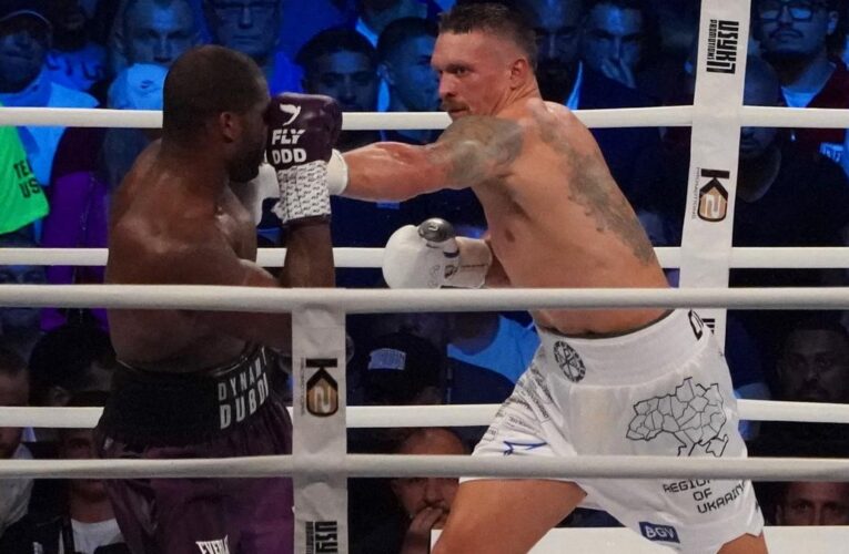 Low-blow call helps Usyk come back to KO Dubois and keep heavyweight boxing titles