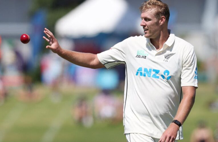 Stress fracture rules bowler Jamieson out for prolonged spell