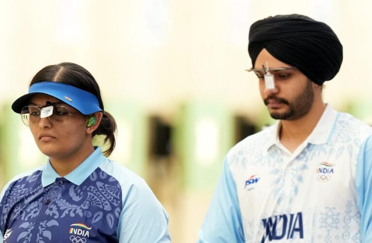 Asian Games 2023: Sarabjot, Divya win silver in 10m air pistol mixed team event