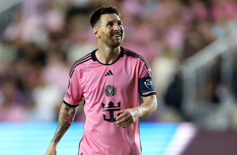 Messi fans to get 50 percent refund for Hong Kong fiasco