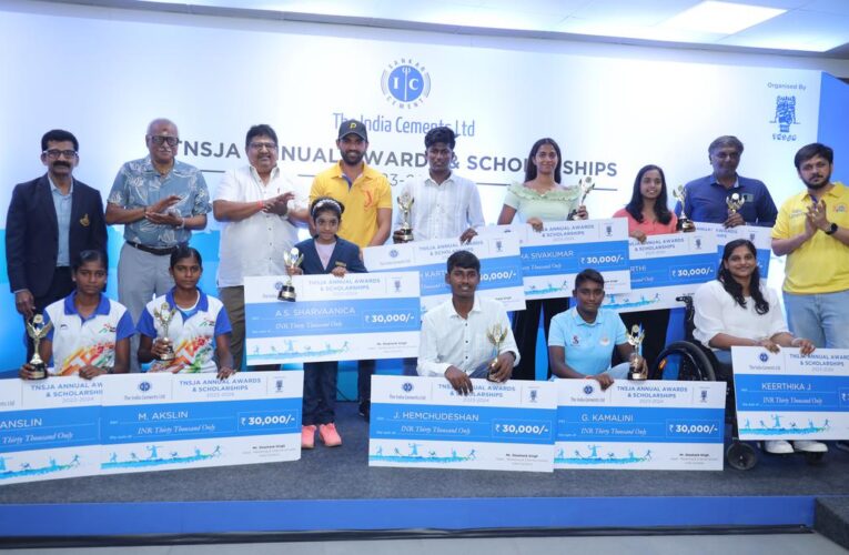 Chess prodigy Sharvaanica among other young stars rewarded at TNSJA scholarship awards