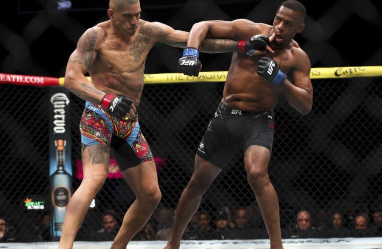 UFC 300: Alex Pereira retains light heavyweight title, beats Jamahal Hill