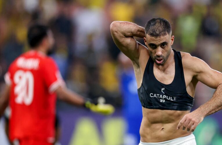 Player whipped by fan during confrontation after Saudi Super Cup final