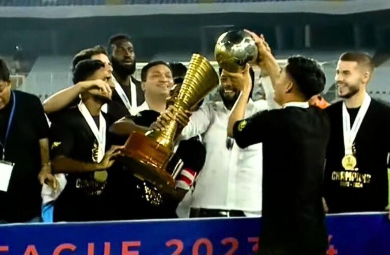 Indian football: I-League trophy breaks during title celebrations of Mohammedan Sporting