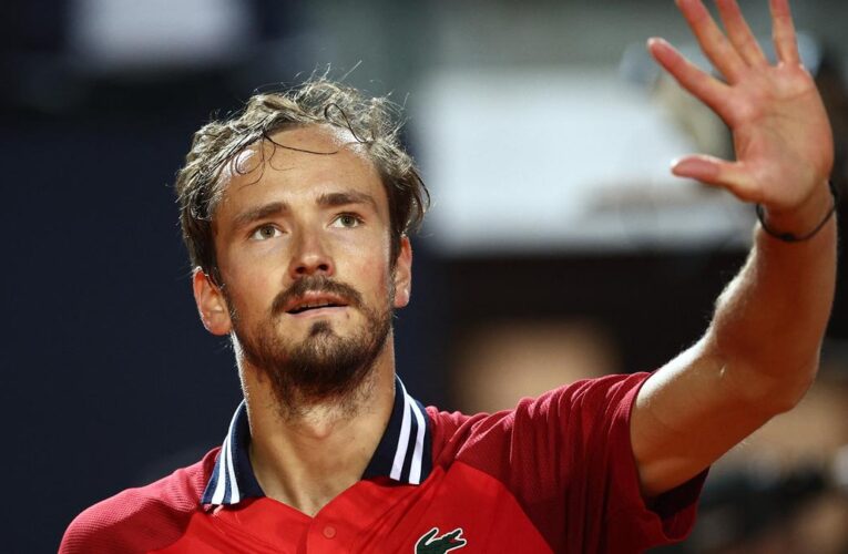 Italian Open: Medvedev battles past Medjedovic and into last 16