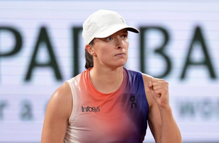 French Open: Iga Swiatek ‘Didn’t Believe’ Comeback Win Over Naomi Osaka Was Possible