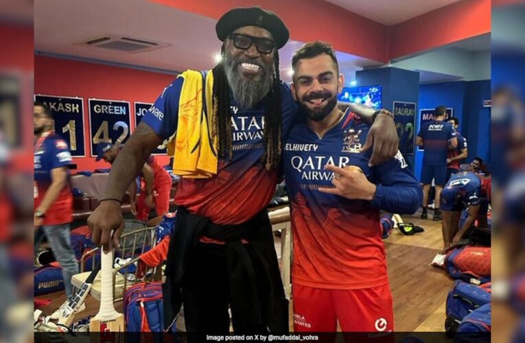 Chris Gayle Enters RCB’s Dressing Room, Recreates Iconic Celebration With Virat Kohli