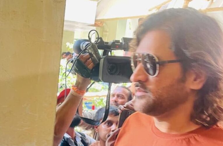“Thala For A Reason”: MS Dhoni Casts Vote In Ranchi, Video Is Viral