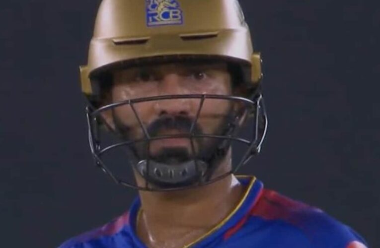 “Are Umpires Blind?” World Cup Winner Angry As Dinesh Karthik Survives Controversial LBW In RCB vs RR IPL Clash