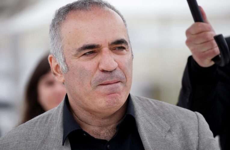 Russia threatens former chess champion Kasparov with criminal charges