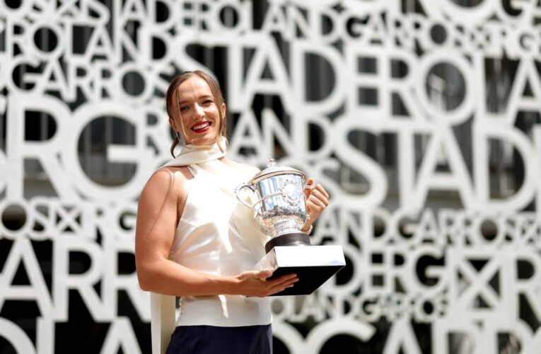 WTA Rankings: Swiatek tightens grip on No. 1 spot with fourth French Open title, Gauff moves past Sabalenka into second place