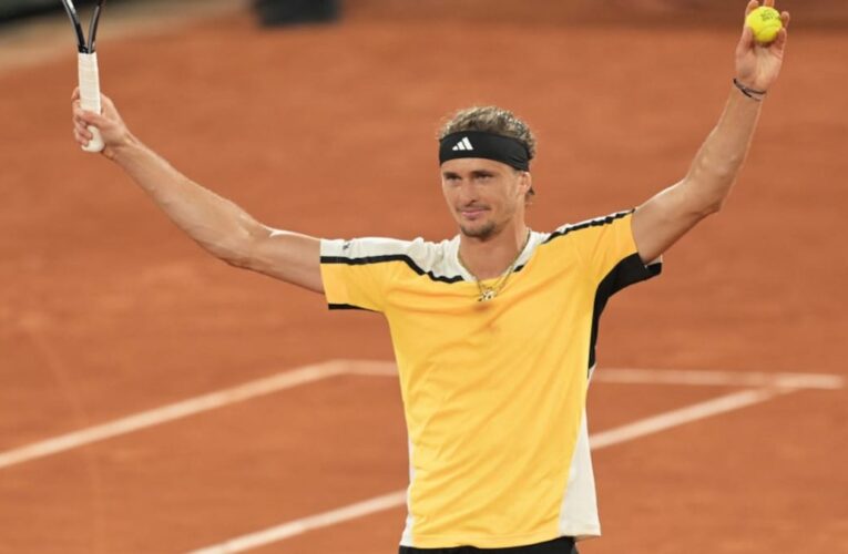 Alexander Zverev Survives French Open Upset To Reach Last 16, Daniil Medvedev Advances