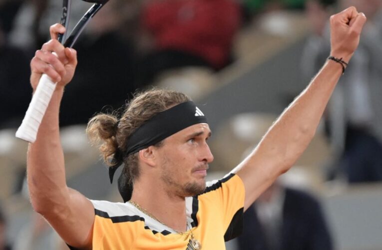 Alexander Zverev Survives Five-Setter To Reach Roland Garros Quarters