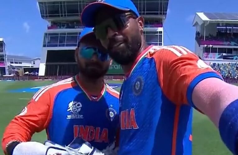 Hardik Pandya, Rishabh Pant Pose For Selfie In Middle Of Afghanistan Innings – Video Goes Viral