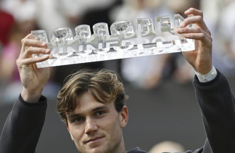 Draper beats Berrettini in Stuttgart to claim maiden ATP title; De Minaur wins in ‘s-Hertogenbosch