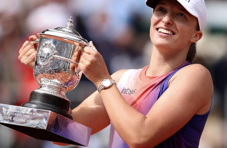 French Open: Perfectionist Swiatek savours managing the pressure to win fourth title