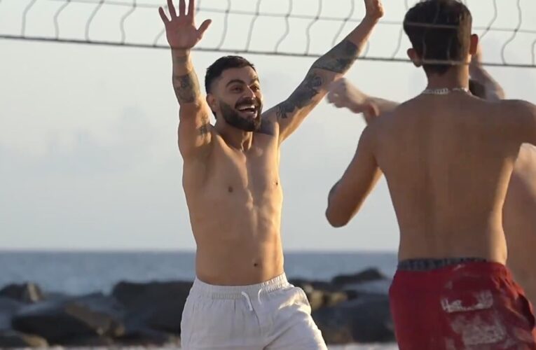 Virat Kohli, Rinku Singh Flaunt Abs On The Beach. Internet Can’t Keep Calm – Watch