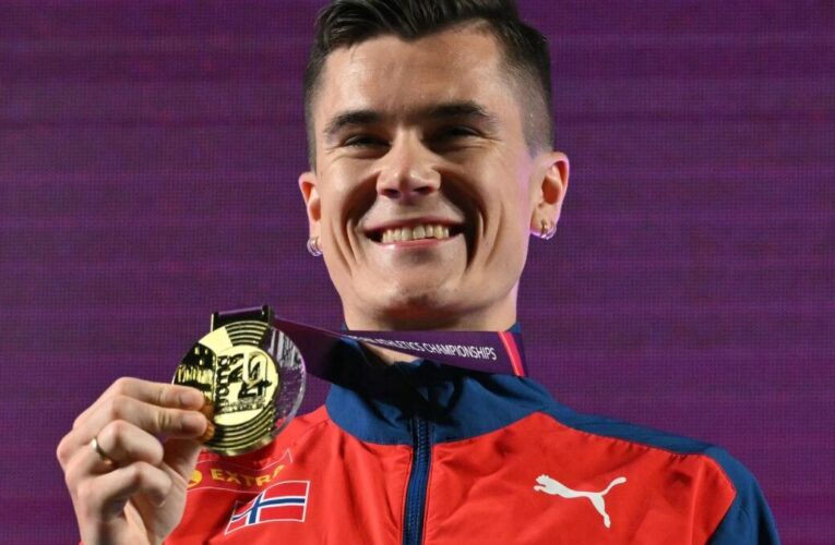 European Athletics Championships: Jakob Ingebrigtsen wins 1500m for record sixth gold