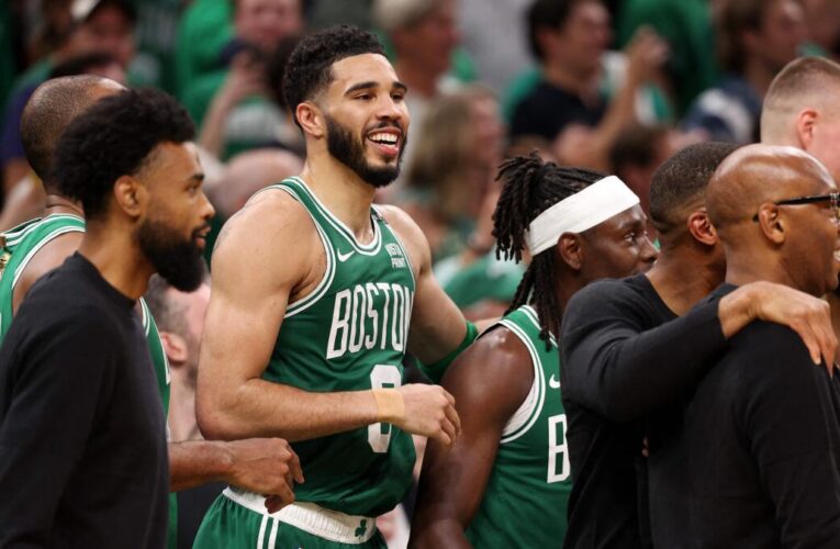 Celtics rout Mavericks to win record 18th NBA championship