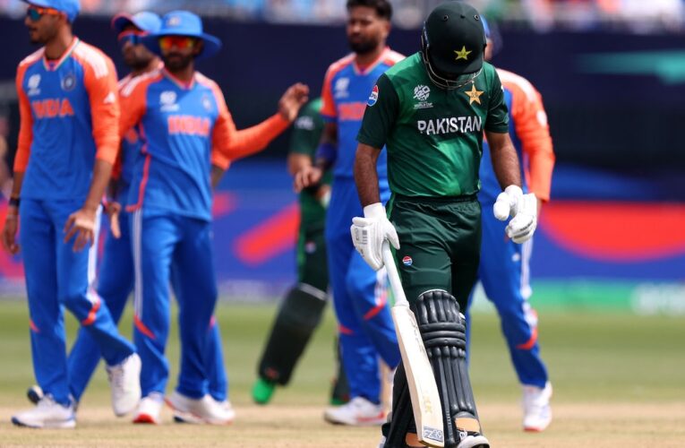 Mohammad Hafeez Drops Bomb, Accuses PCB Of “Making Deals” With 2 Stars Who Ruined Pakistan Cricket