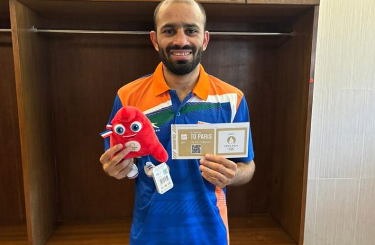 Boxer Amit Panghal Clinches Paris Olympics Spot