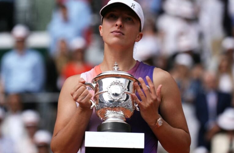 Iga Swiatek Crushes Jasmine Paolini To Win Third French Open Title In A Row