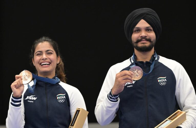 Paris 2024 Olympics: What are the winners given during the medal ceremony?