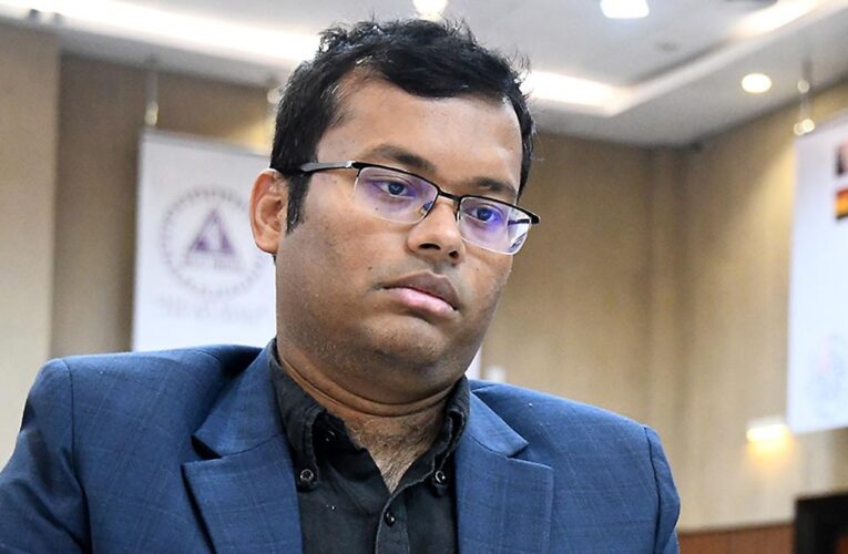 National Chess Championship: Surya Sekhar remains in lead despite draw with Diptayan