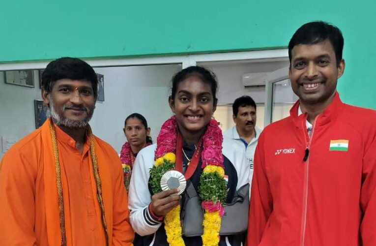 Paris 2024 Paralympics: Silver medallist Thulasimathi reunites with trainer at Gopichand Academy