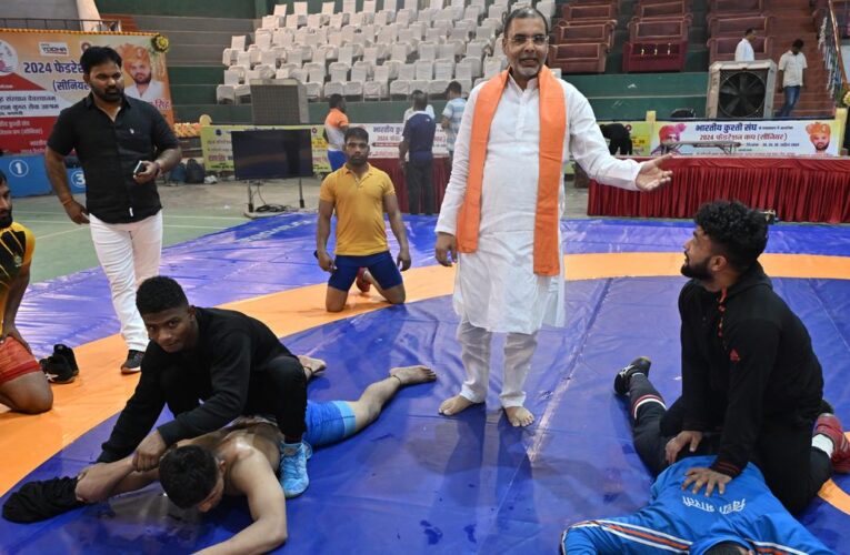 India cleared to participate at the Wrestling World Championships; Centre to take responsibility if WFI charged with contempt