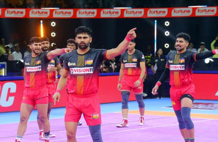 PKL 2024: Pardeep Narwal becomes first Pro Kabaddi League player to cross 1700 career raid points during Bengaluru Bulls vs Gujarat Giants