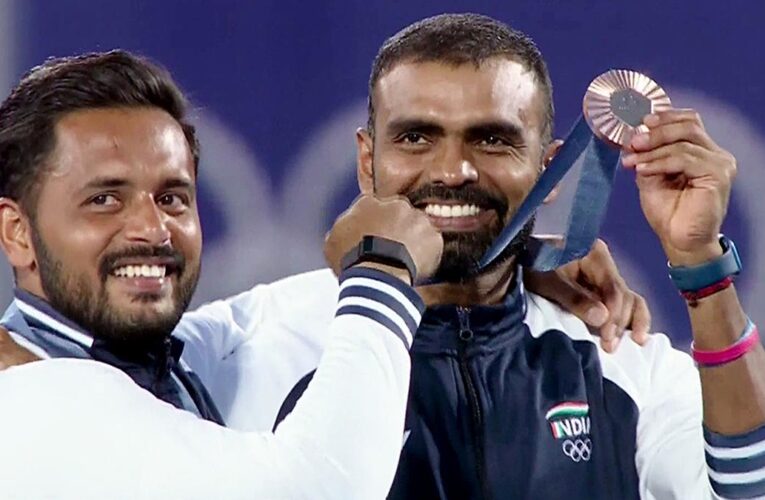 P.R. Sreejesh named best men’s goalkeeper, Harmanpreet best male player of the year in FIH 2023-2024 awards