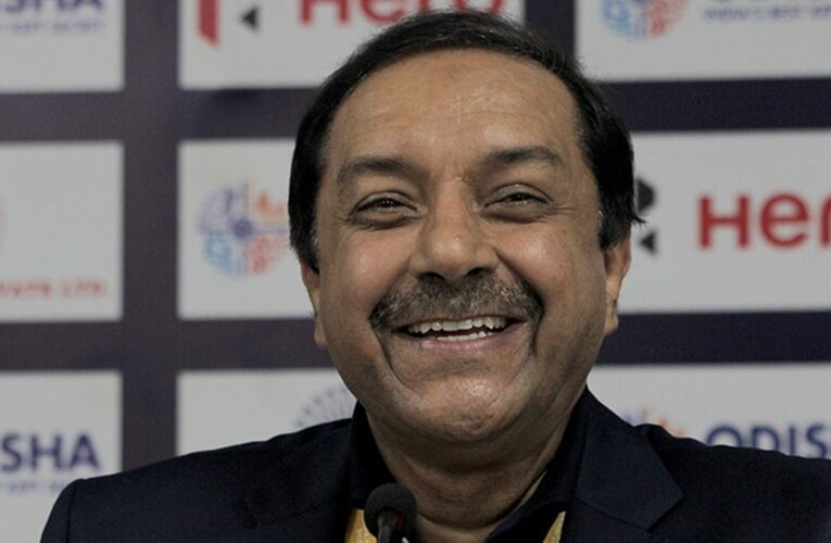 Tayyab Ikram re-elected as president of International Hockey Federation