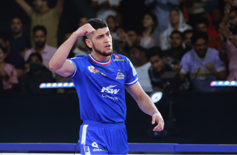 Pro Kabaddi League: Mohammadreza Shadloui becomes fastest to reach 300 tackle points in PKL history