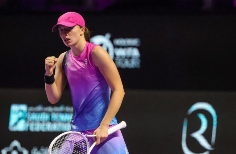 WTA Finals 2024: Swiatek battles past Krejcikova in opener