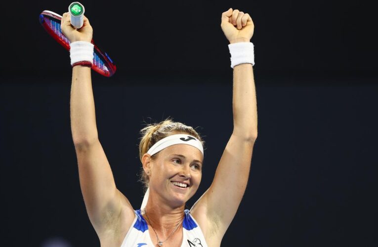 Marie Bouzkova outlasts Australian wildcard in Brisbane opener