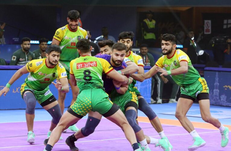 Pro Kabaddi League 11: Patna Pirates gets the better of Dabang Delhi to set up finale against Haryana Steelers