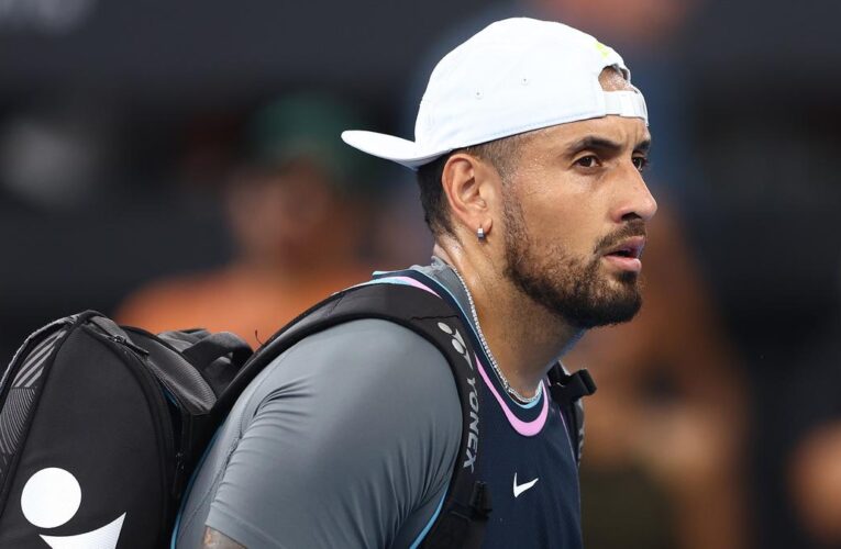 Kyrgios suffers abdominal strain, casting doubt on Australian Open return