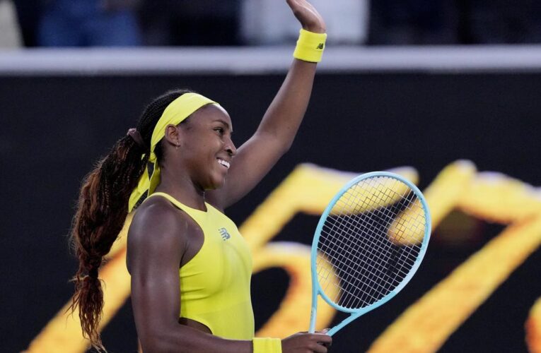 Australian Open 2025: Gauff sweeps aside Fernandez to reach fourth round