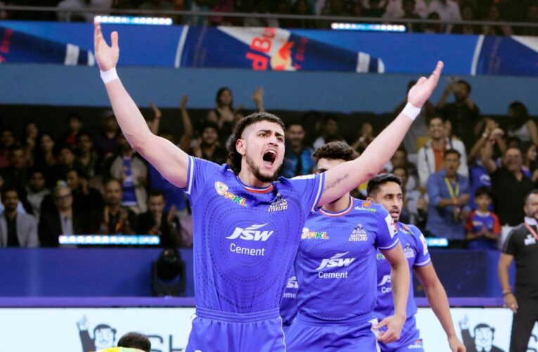 PKL Auction 2025: Mohammadreza Shadloui sold to Gujarat Giants for 2.23 crore