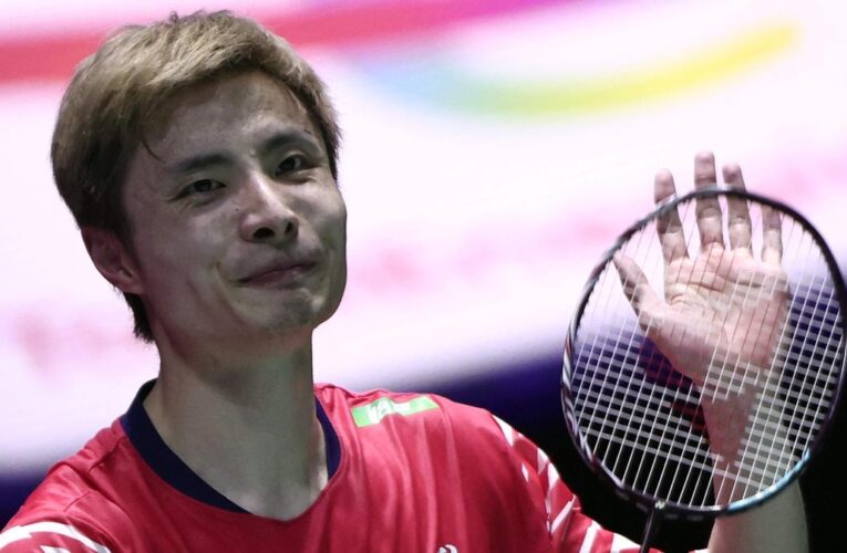 World No. 1 Shi sets up BWF World Championships final with defending champion Kunlavut