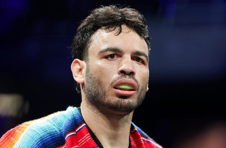 Boxer Julio César Chávez Jr. released from prison in Mexico, awaiting trial over alleged cartel ties