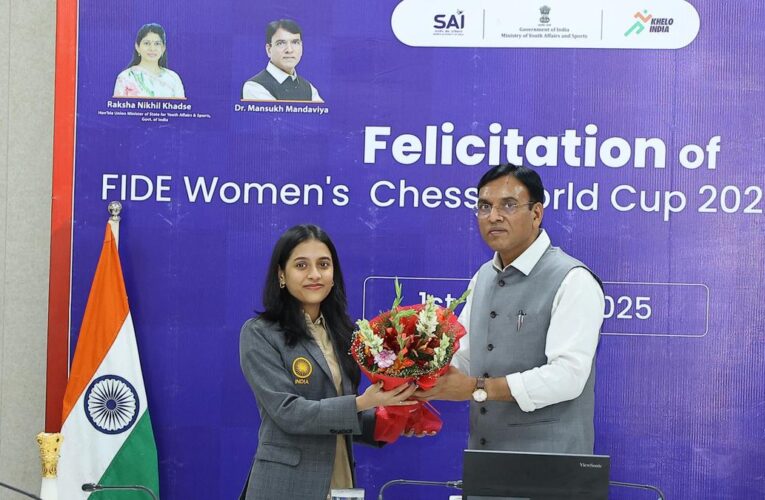 Sports Minister Mansukh Mandaviya felicitates FIDE Women’s World Cup winner Divya Deshmukh