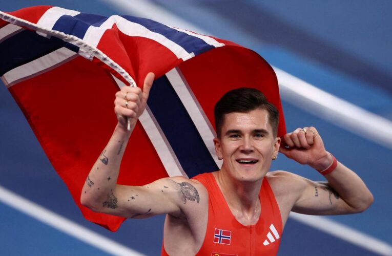 Ingebrigtsen battles injury to compete at Tokyo World Championships