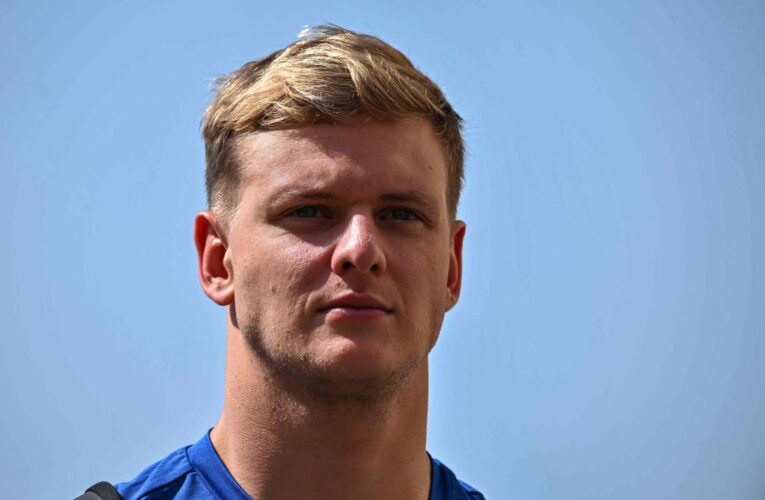 Former F1 driver Mick Schumacher gets IndyCar test with RLL