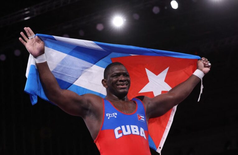 Wrestling legend Mijain Lopez calls for Cuban sport to ‘open up’ to the world