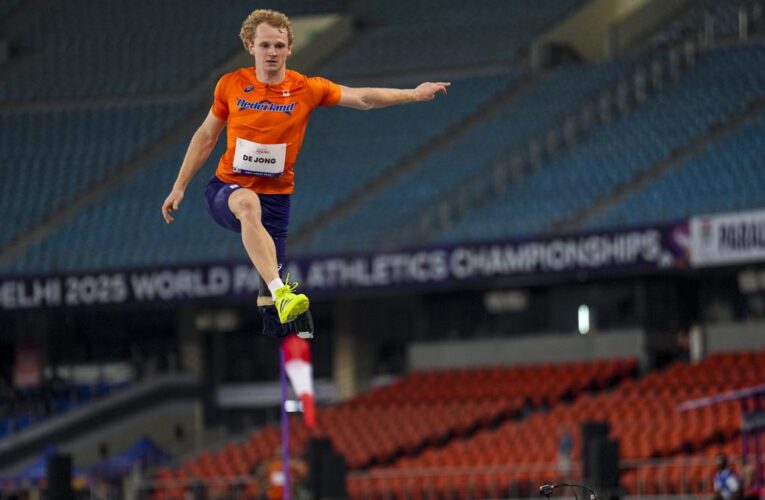 Paralympic champion Joel De Jong makes the big leap to medical studies
